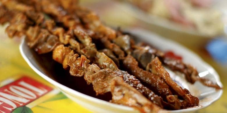 sate blengong pak kasturi rajak