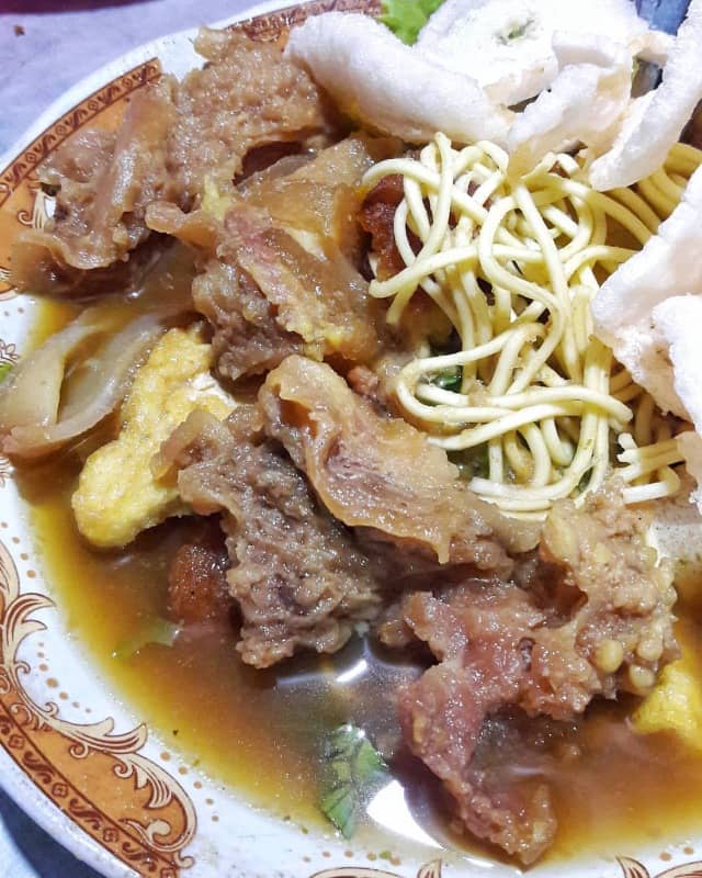 tahu campur pak sadak