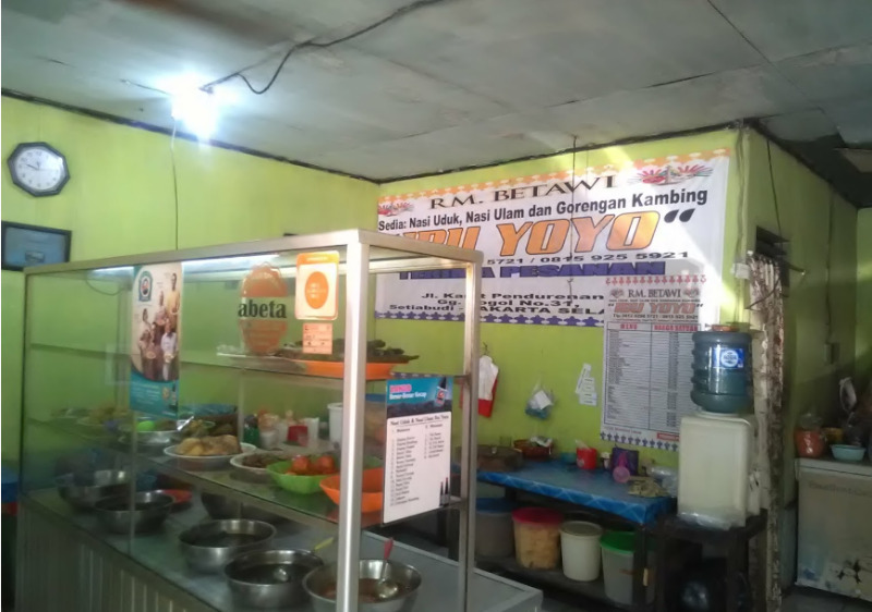 warung ibu yoyo