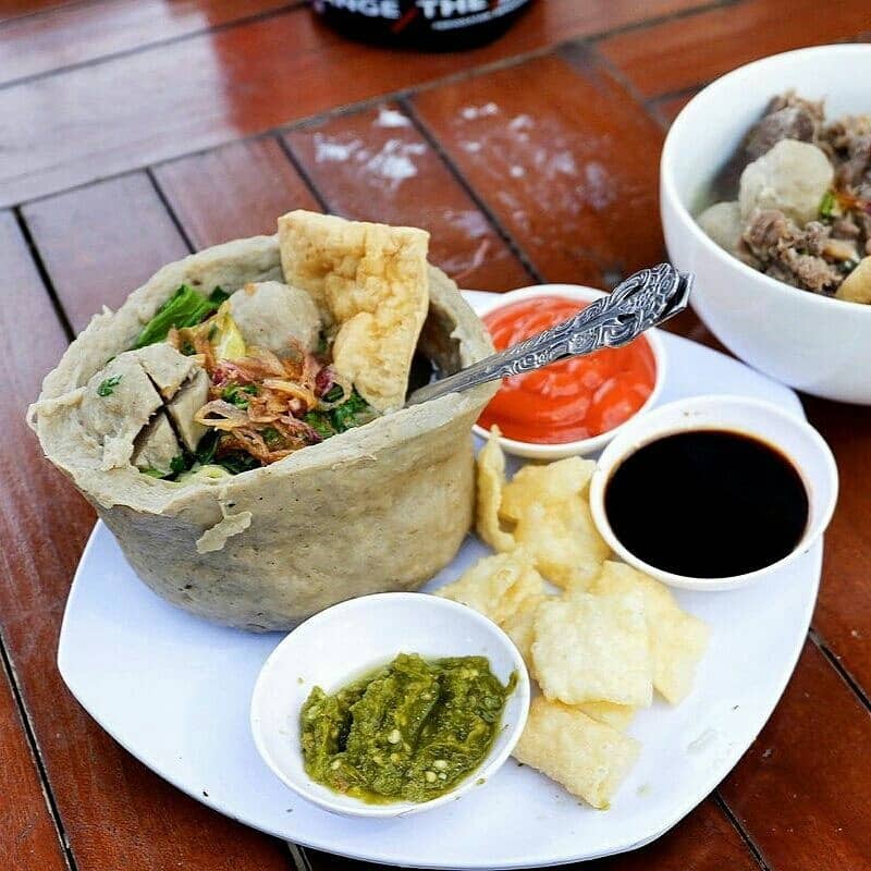 cafe di makassar