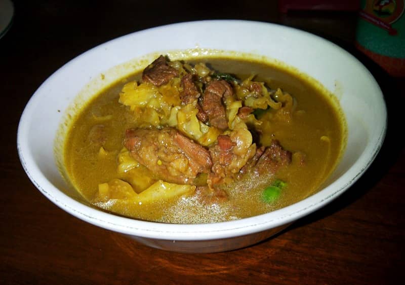 Sate dan tongseng pak budi