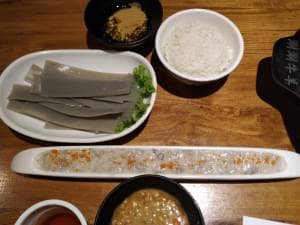 suan suan hotpot