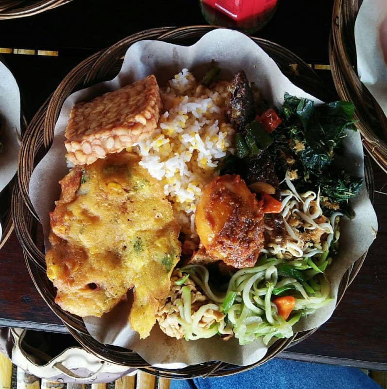cafe sawah pujon kidul