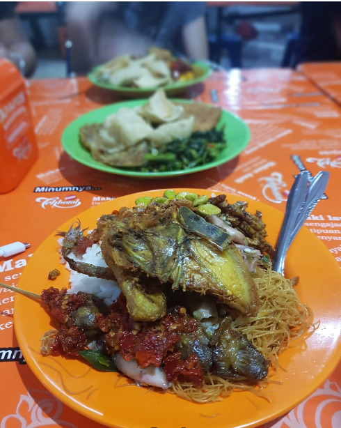nasi uduk bu sum
