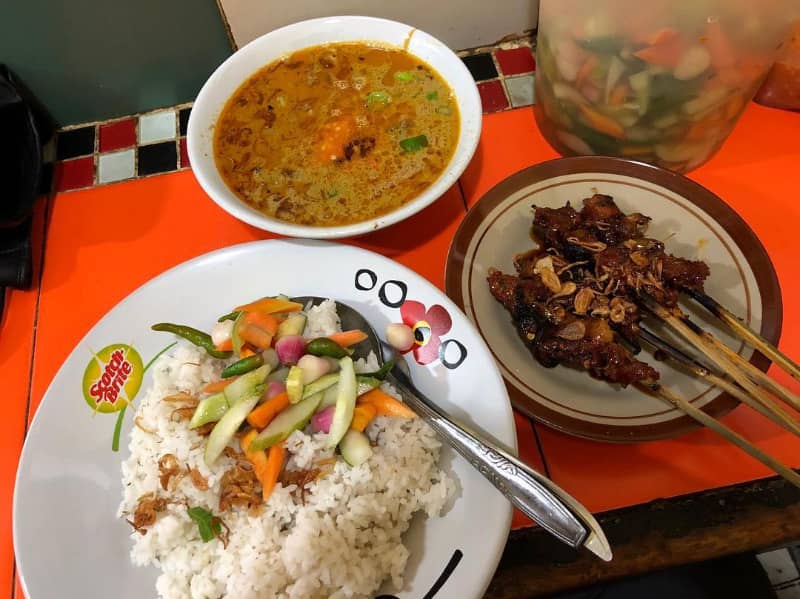 sate sapi pak h diding