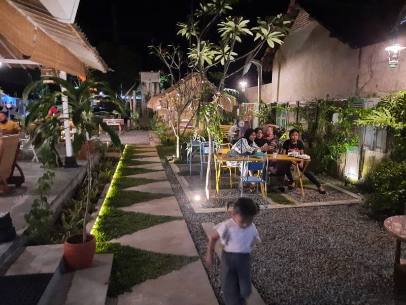 cafe di Blitar