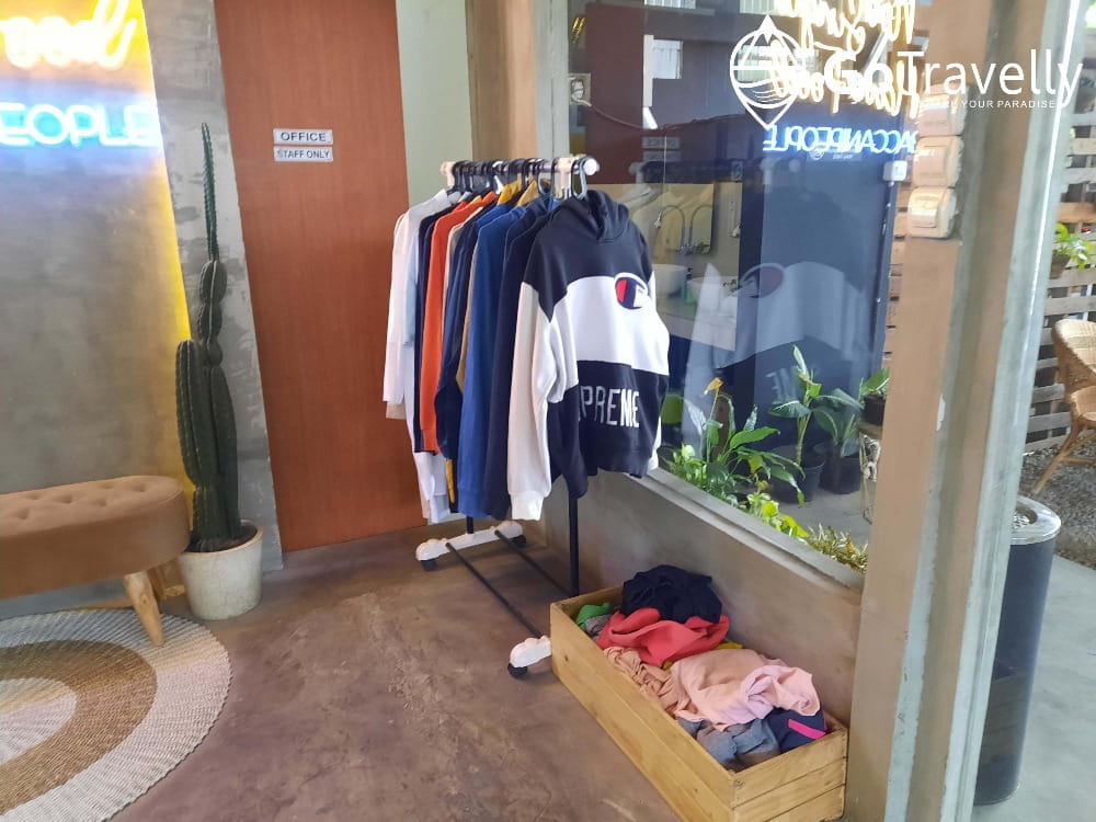 cafe terdekat