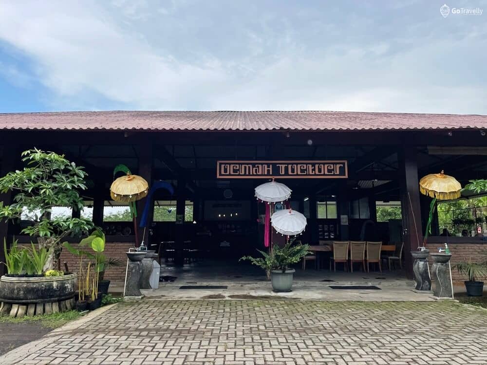 Tempat Nongkrong Hits Tawarkan View Cantik