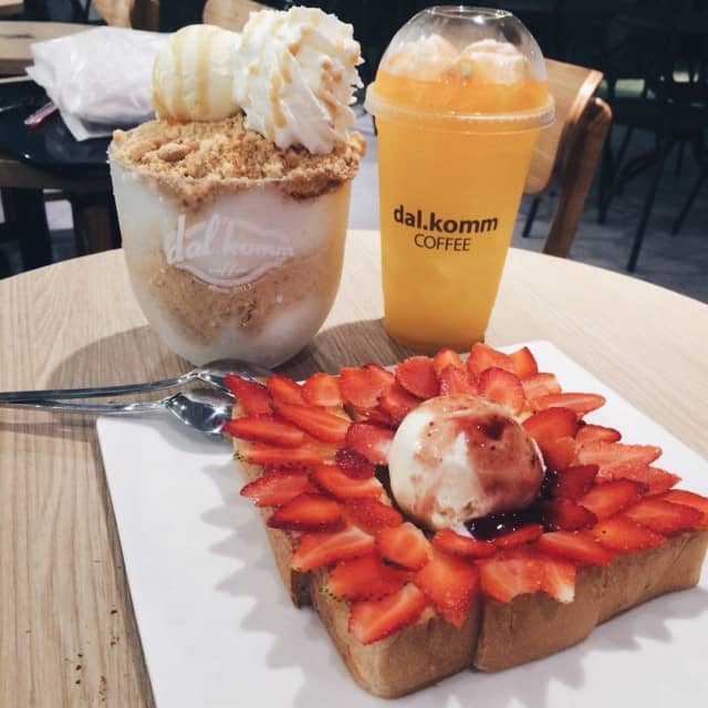 dal.komm coffee seoul