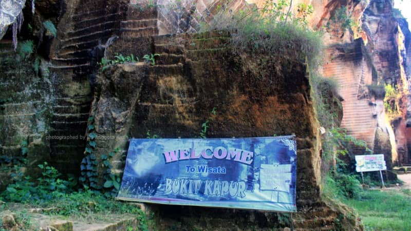bukit kapur arosbaya