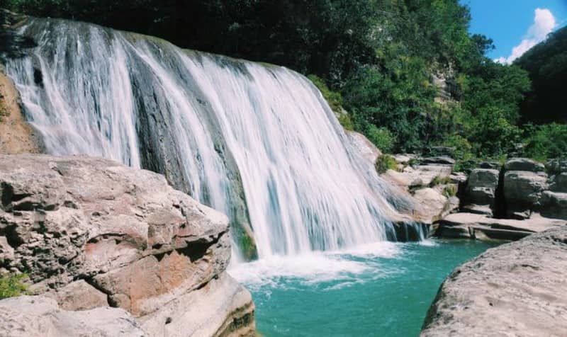 air terjun tanggedu sumba timur