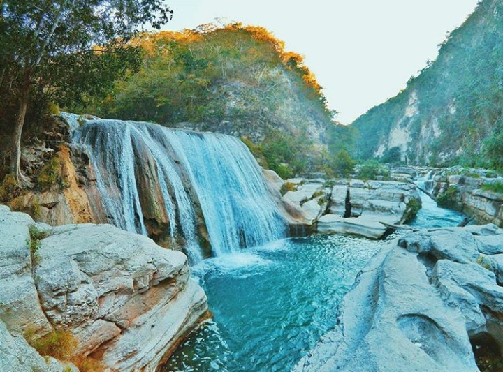 air terjun tanggedu sumba timur