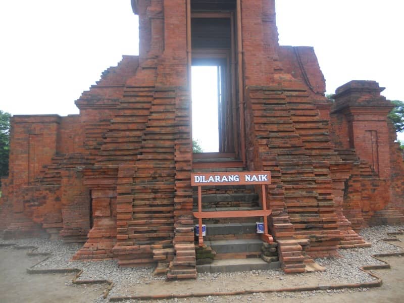 Candi Bajang Ratu Mojokerto