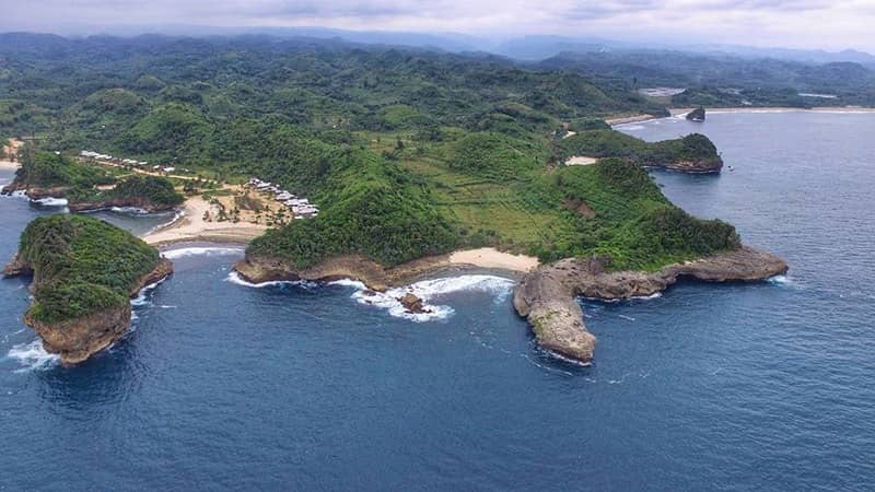 pantai di malang