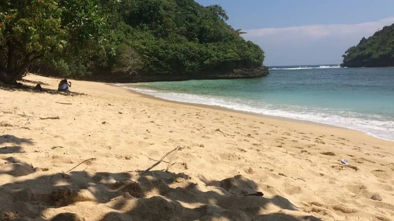 pantai clungup