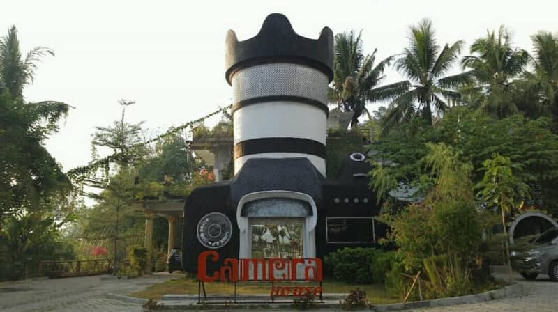 camera house borobudu