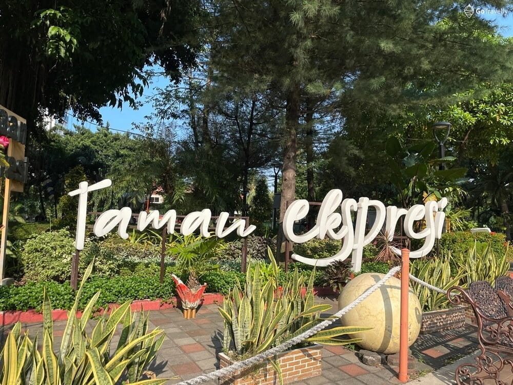 Ngabuburit di Taman Ekspresi, Jadi Alternatif Wisata Murah & Ramah Anak