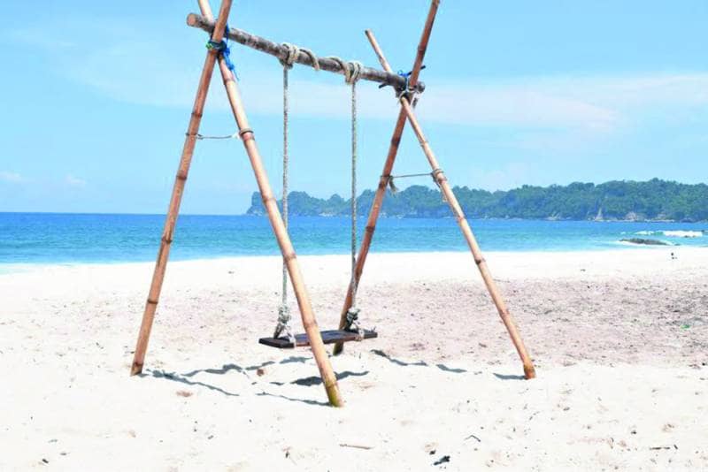 pantai sendiki malang