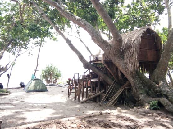 pantai sendiki malang