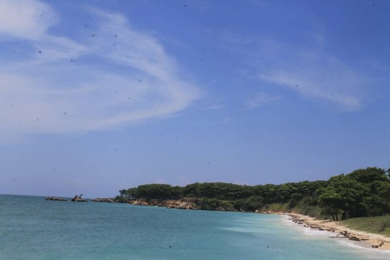 pantai kahuripan