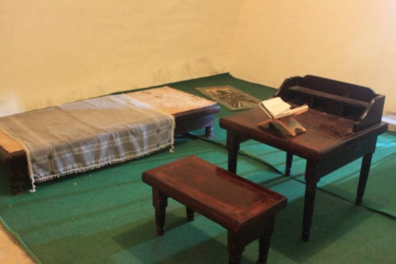 fort rostterdam makassar